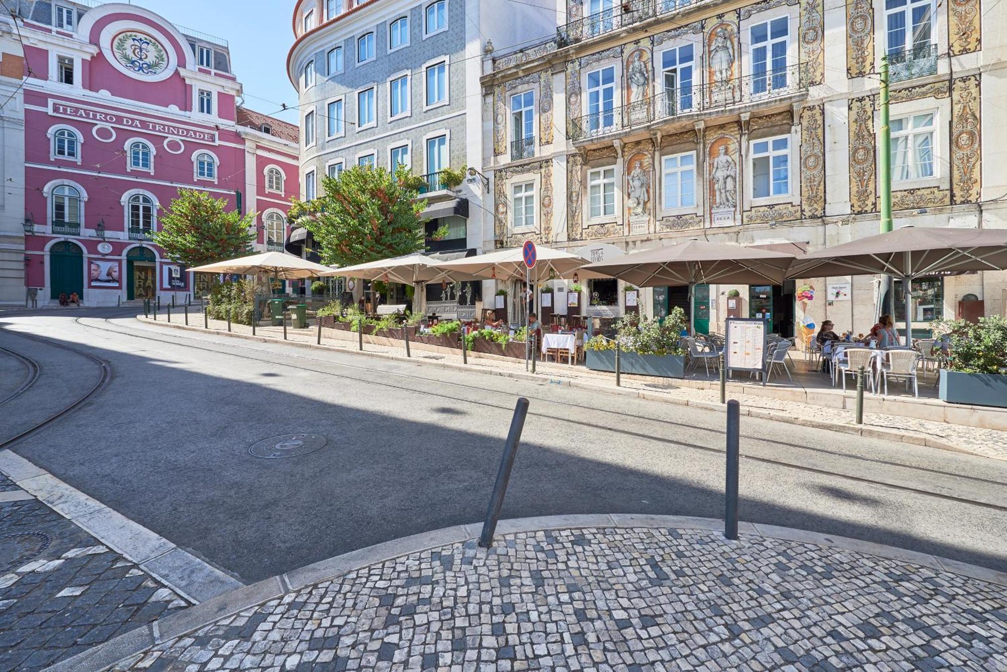 Casa Portuguesa Carmo Appartement Lissabon Buitenkant foto